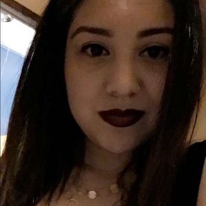 Meet your Posher, Lourdes