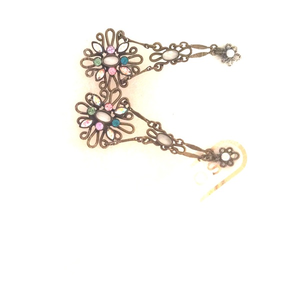 Beautiful Sorelli Earrings!