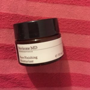 Mini face finishing moisturizer by perricone