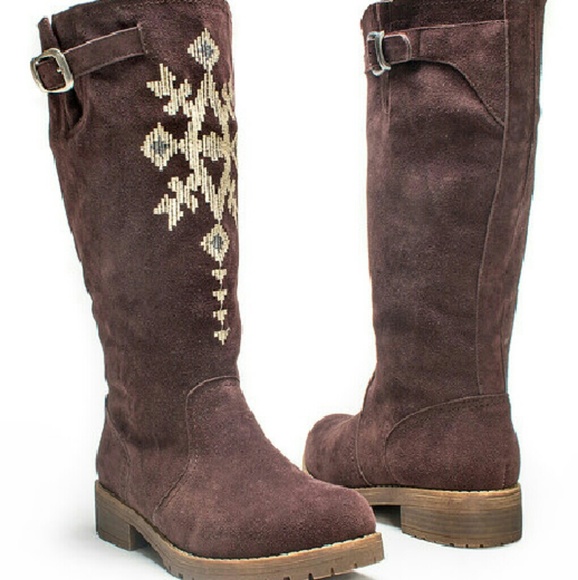 Muk Luks Shoes - Embroidered Muk Luks