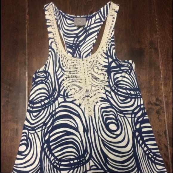 Vanessa Virginia Embroidered Top