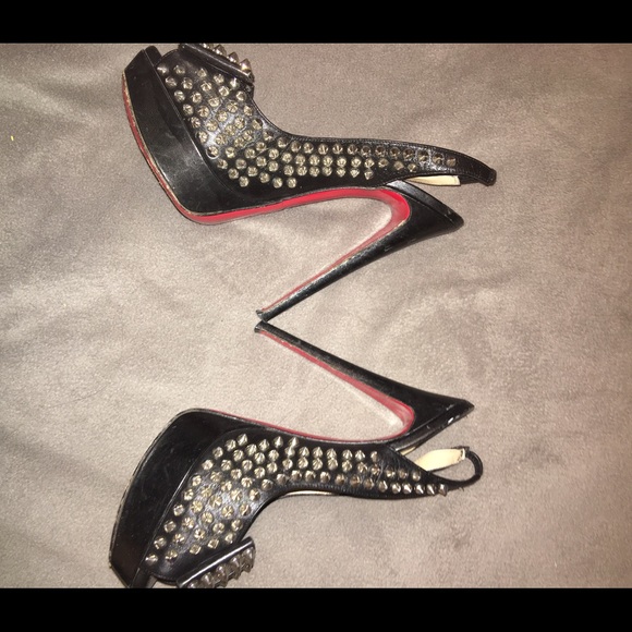 Christian Louboutin Clou Noeud Spiked Slingback