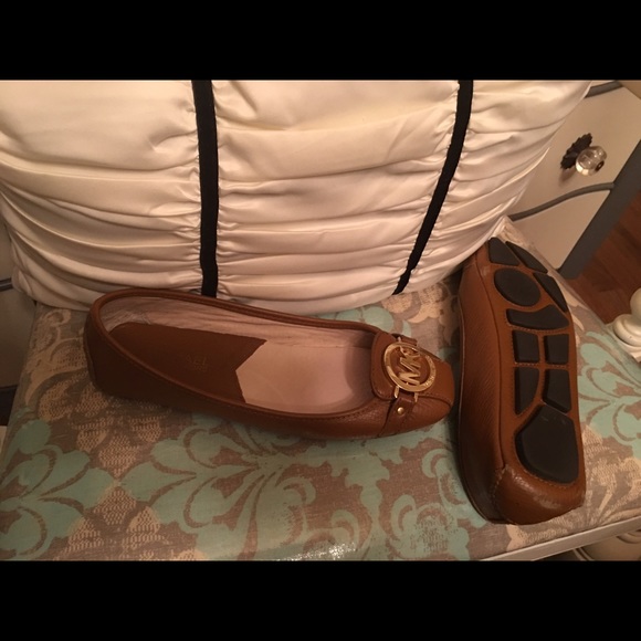 Michael Kors loafers sz 7