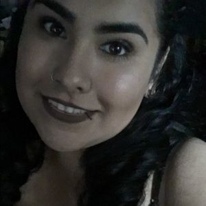 Meet your Posher, Adriana