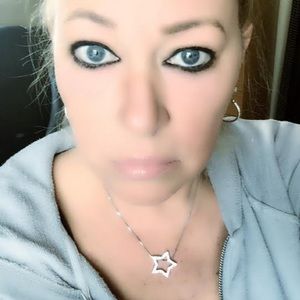 Meet your Posher, Sue