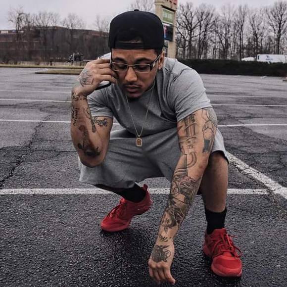 Meet your Posher, So