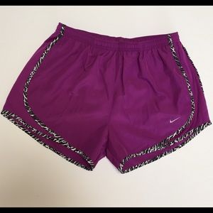 Nike XL Women's Tempo Running Shorts NWT