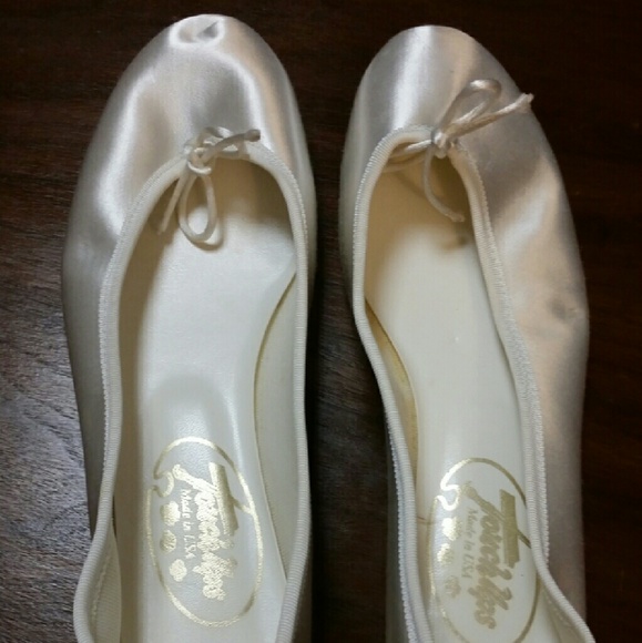 Wedding satin ballerina flats