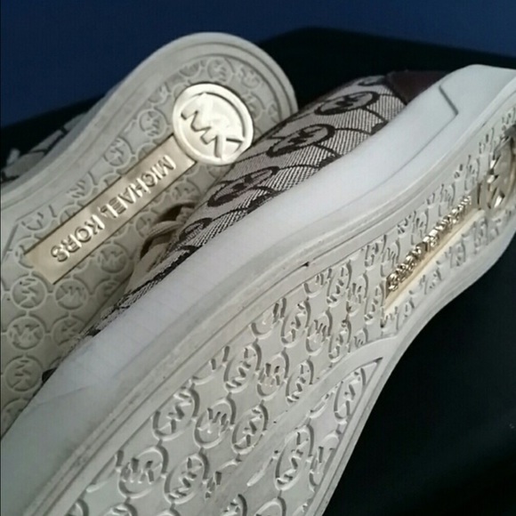 Michael kors shoes - Picture 4 of 4