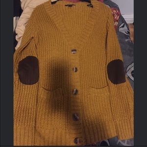 Forever 21 Oversized Meduim mustard Cardigan
