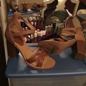 Mia brand chunky heel sandal