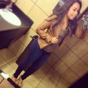 Meet your Posher, Karina