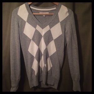 Gray & White V-Neck Sweater