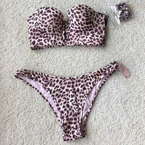 32B & Med Victoria's Secret push up bustier bikini