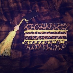 Small makeup bag/wristlet