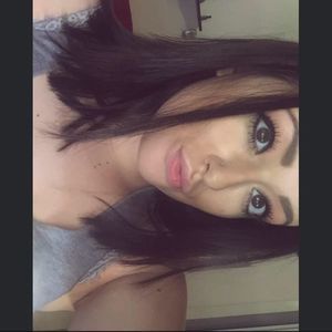 Meet your Posher, Michaela