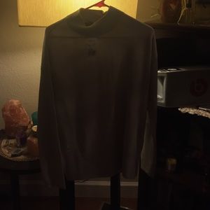 medium sized forever 21 sweater