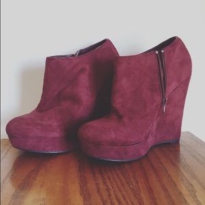 FOREVER 21 burgundy wedges