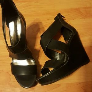 Madden Girl Black Wedge Sandals