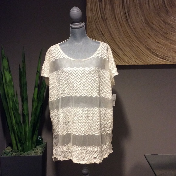 FREE PEOPLE Lace top Sz S
