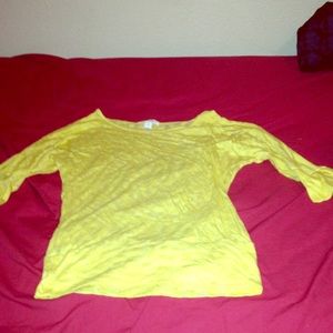 selling this yellow tee