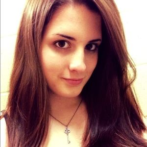 Meet your Posher, Brooke