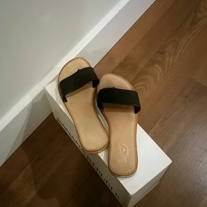 Sandals by Seychelles "weekenders"