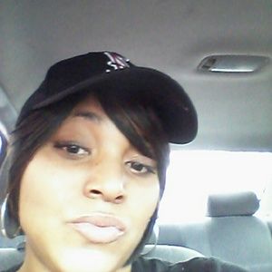 Meet your Posher, Candace