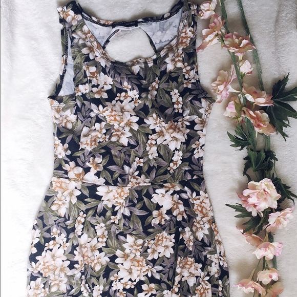 SOLD ✨ - Picture 2 of 3