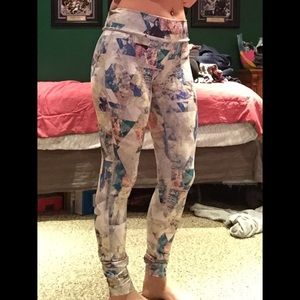 Adorable work out pants !!