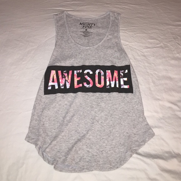 $7 | size medium