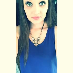 Meet your Posher, Julia