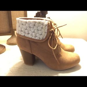 "Trust My Imagination" Boots by Qupid