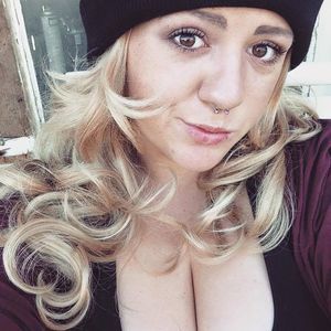 Meet your Posher, Billey