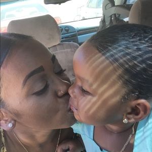 Meet your Posher, Allysia