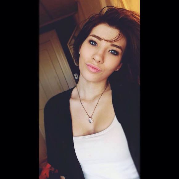 Meet your Posher, Hannah