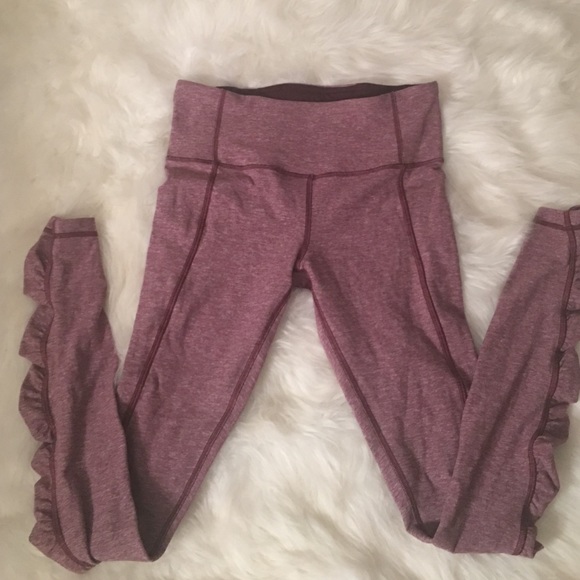 lululemon athletica Pants - Lululemon Run Turn Around Tight Size 6 Very Soft!