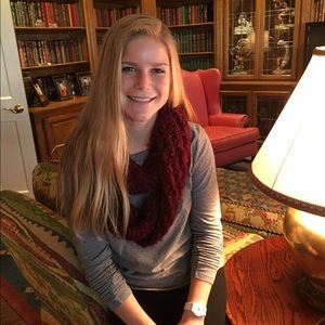 Meet your Posher, Hannah