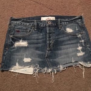Hollister mini skirt