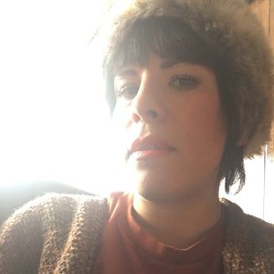 Meet your Posher, Camille