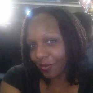 Meet your Posher, Alicia