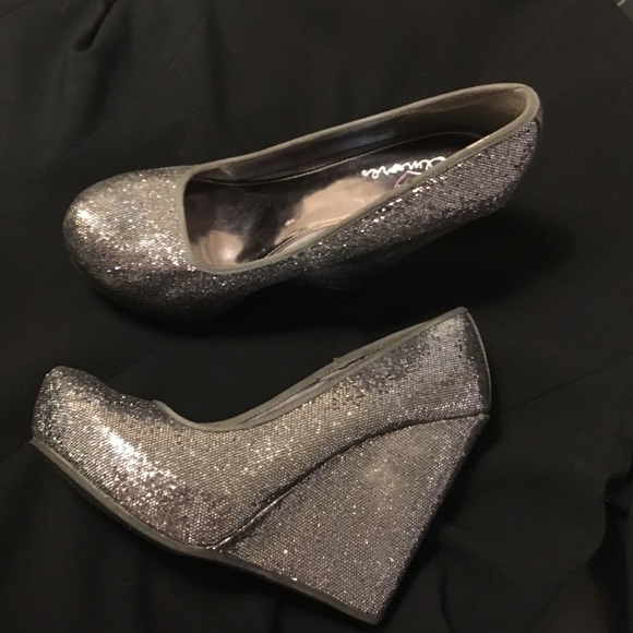 Silver glitter heels; wedges with closed toe