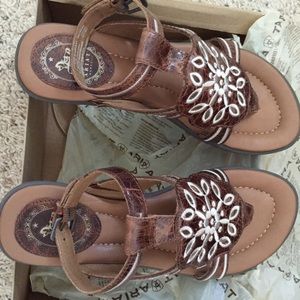 Brand New Ariat Brown Leather Gladiator Sandal