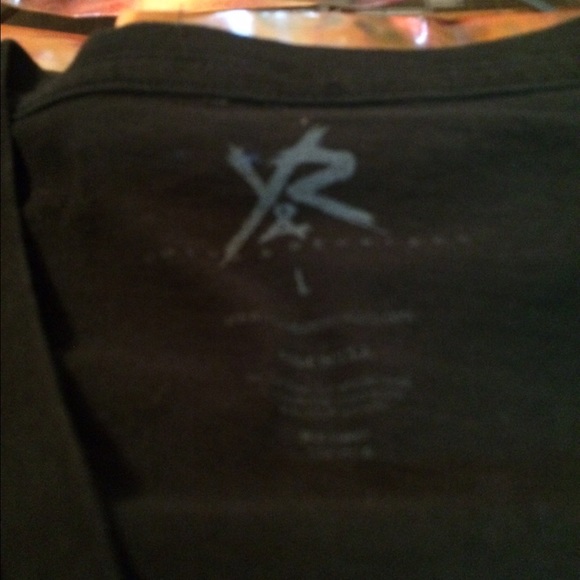 Young & Reckless Graphic TShirt - Picture 3 of 3