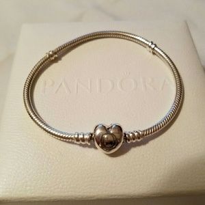 Auth. New Pandora Heart Clasp Bracelet 19cm/7.5in