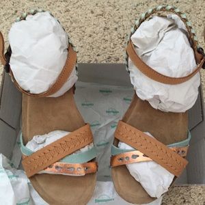 New Coolway Gaia Leather Wedge