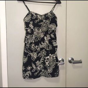 American Eagle Floral Black And White Dress