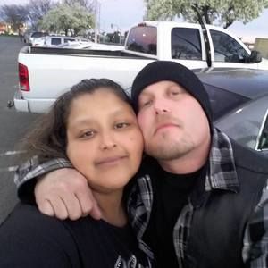 Meet your Posher, Adela