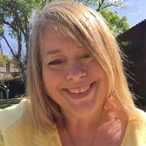 Meet your Posher, Debra