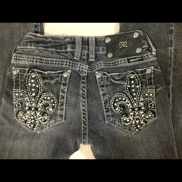 Miss Me Denim - Miss Me Gray Jeans With Rhinestones..  Sz 26.